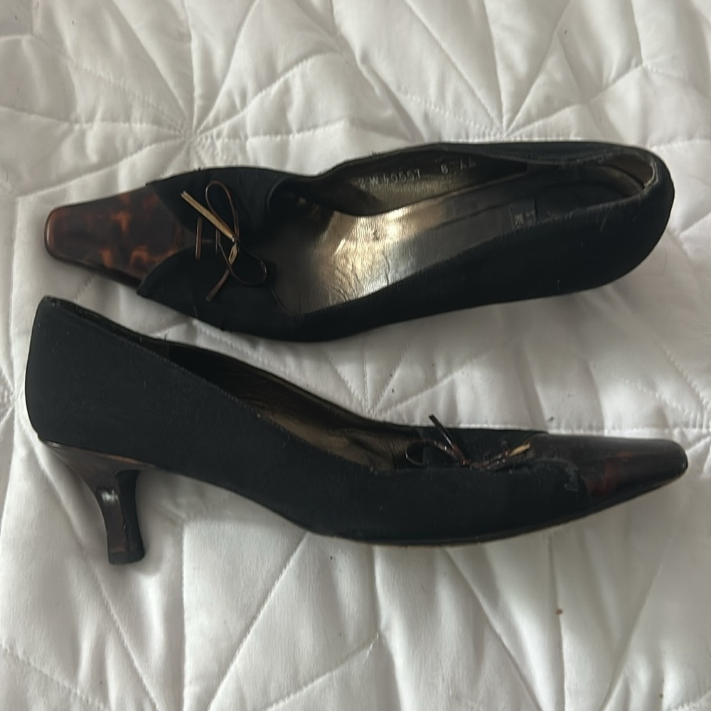 Stuart Weitzman Black With Tortoise Shell Look On… - image 2